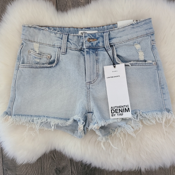 Zara Pants - Zara Low Rise Distressed Shorts